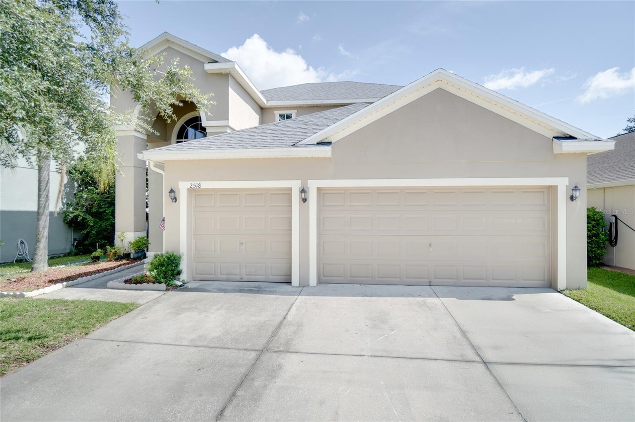 ORLANDO, FL 32820 | 4 beds | 3 baths | $520,000